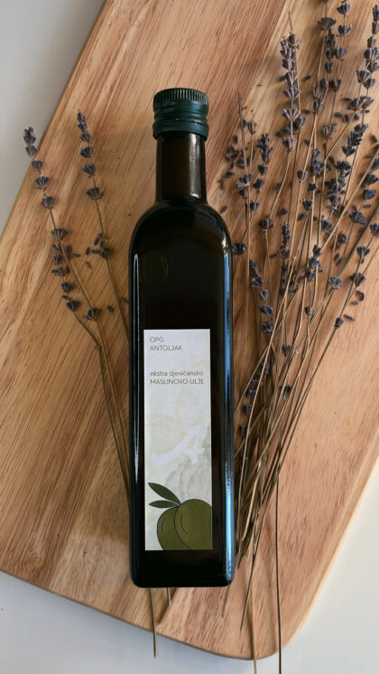 Ekstra djevičansko maslinovo ulje 0,5L - 12,00€